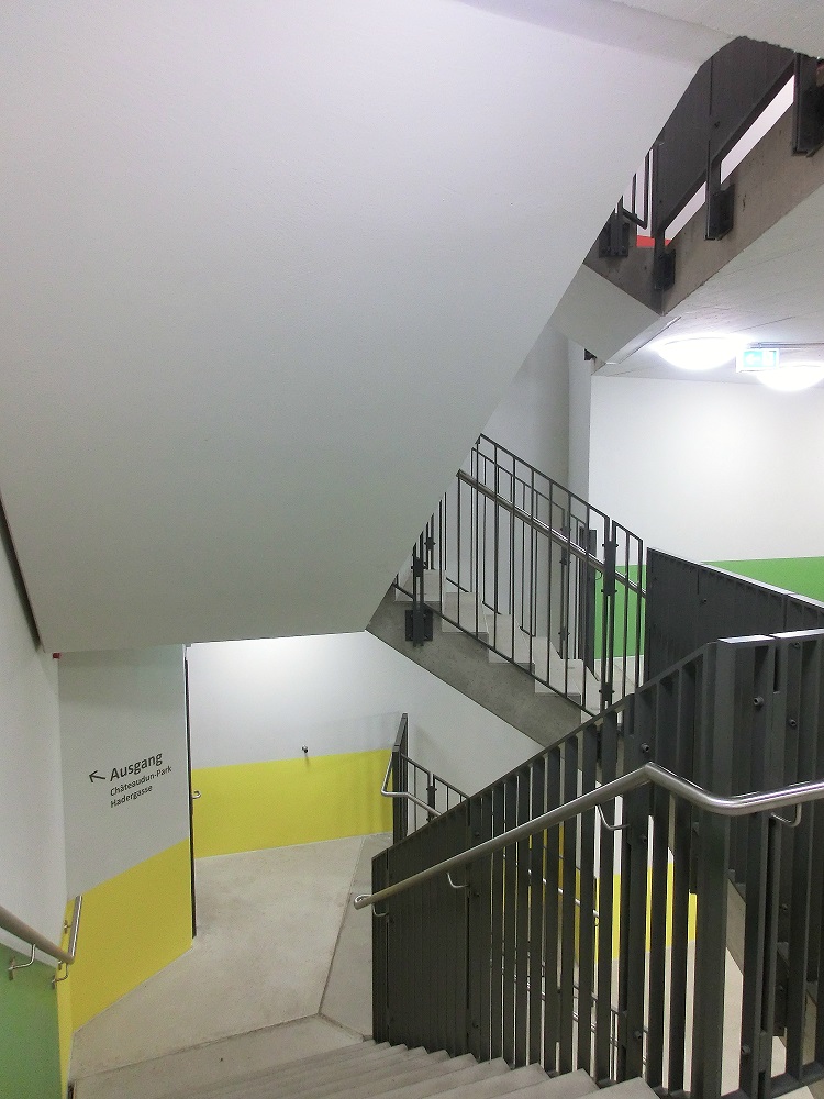 Parkhaus Kunsthalle, Schweinfurt: Wegeleitsystem